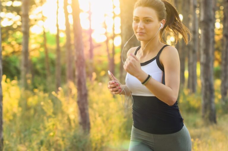 woman demonstrating exercises to avoid during pregnancy